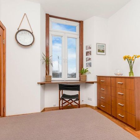 Beautiful Holyrood Park Apartment Edinburgh Eksteriør billede